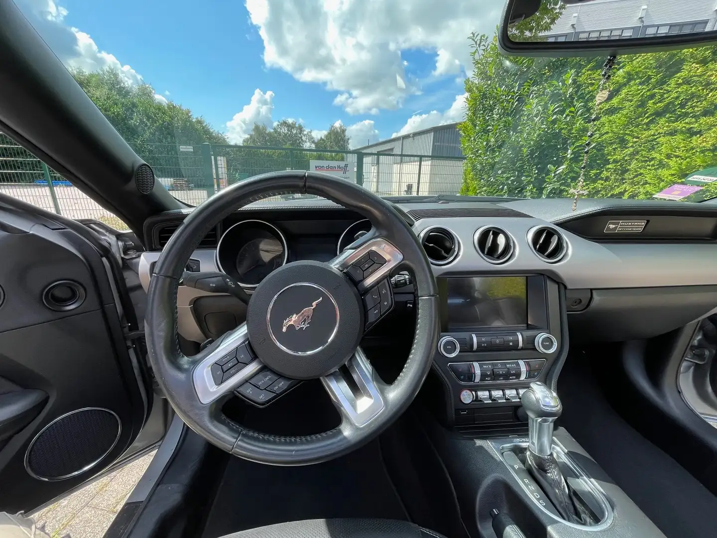 Ford Mustang Mustang Cabrio 2.3 Eco Boost Ezüst - 1