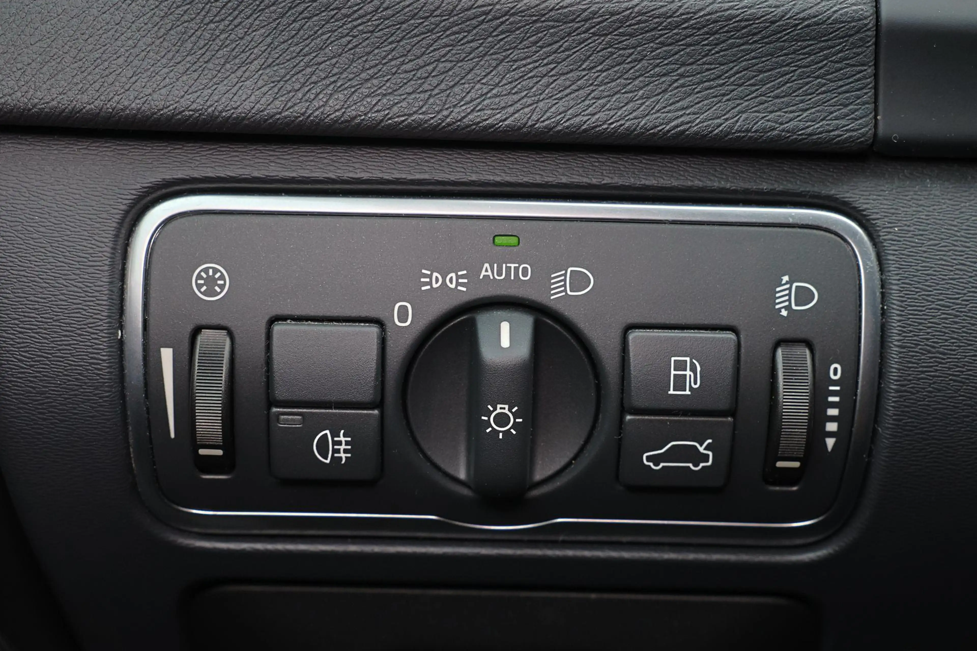 Volvo V60 T3 R-Design - Cruise control - Parkeersensoren ach — photo 9
