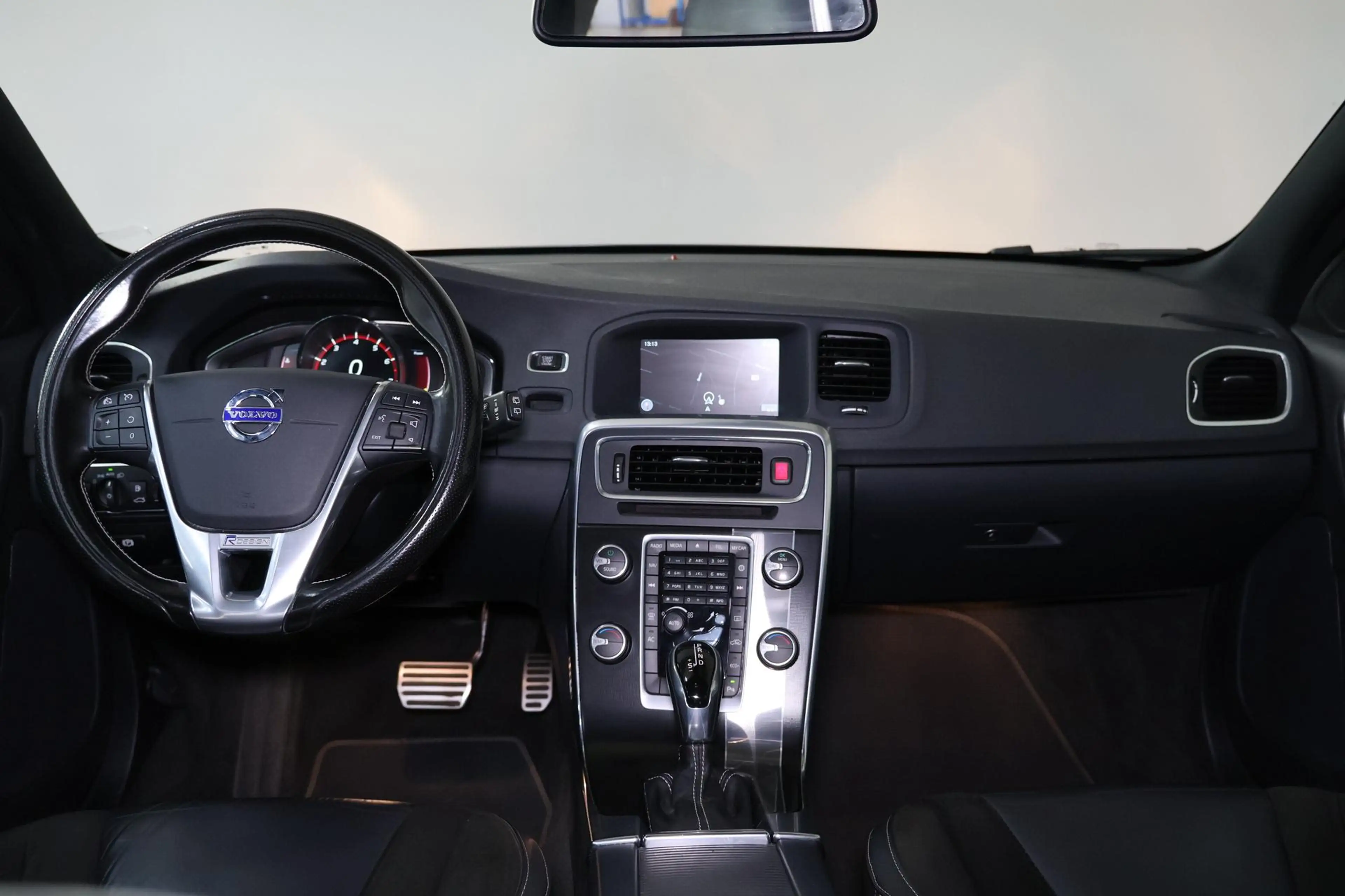 Volvo V60 T3 R-Design - Cruise control - Parkeersensoren ach — photo 15