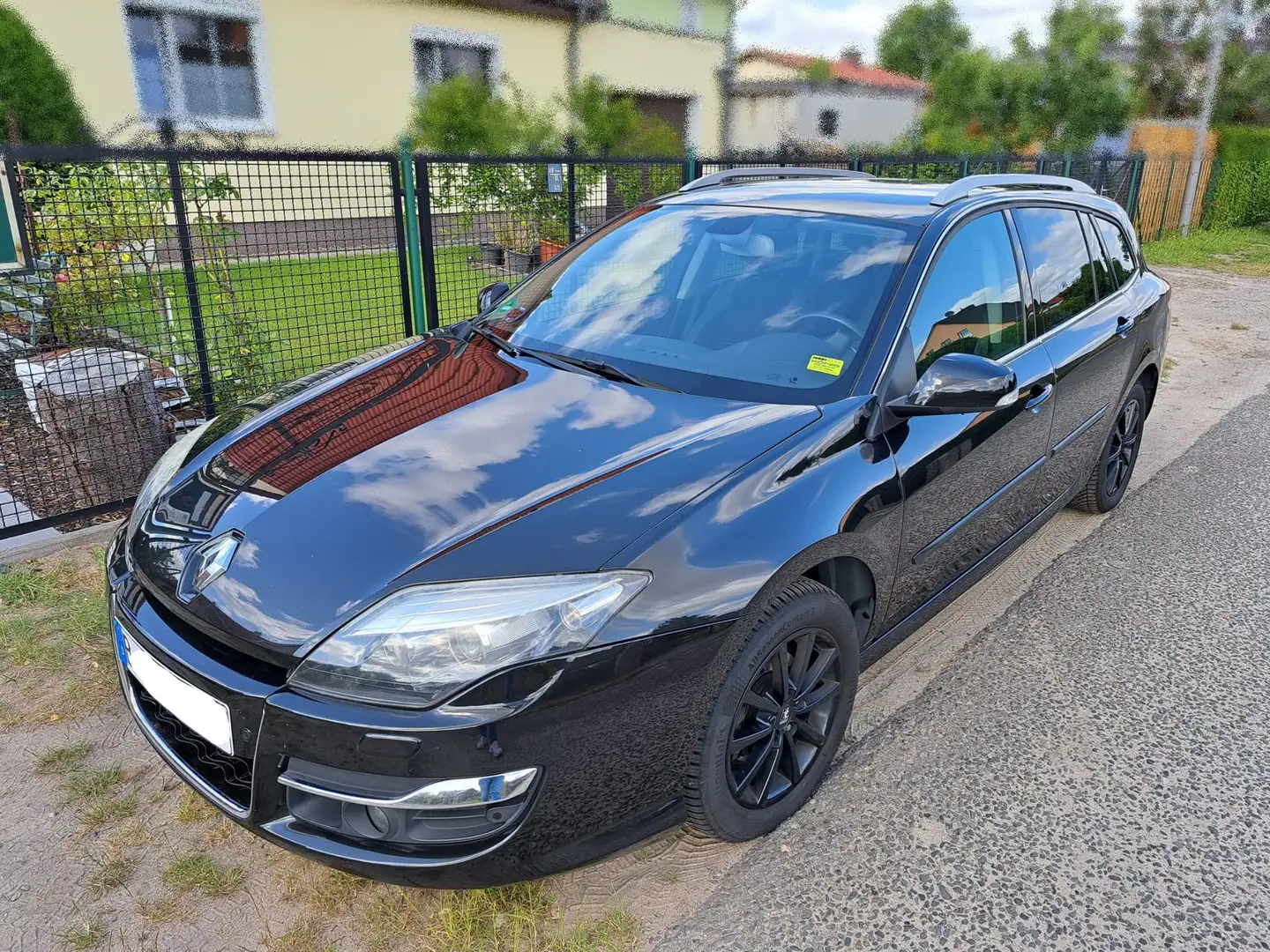 Renault Laguna Laguna Grandtour dCi 110 FAP Paris Business Schwarz - 1