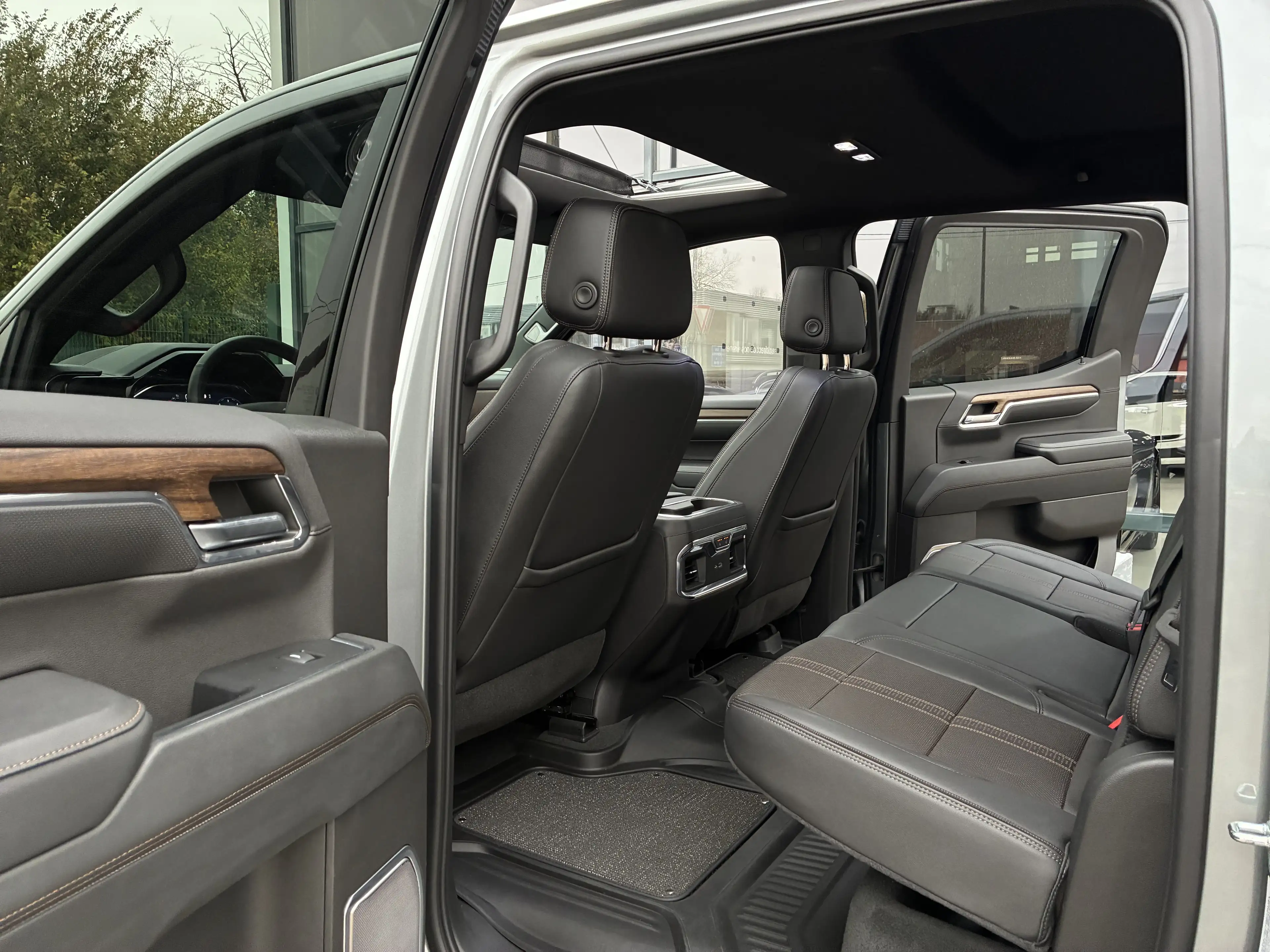 Chevrolet Silverado 6.2 V8 LPG 10VIT 426CV TVAC JA22° FULL OPTIONS — photo 12