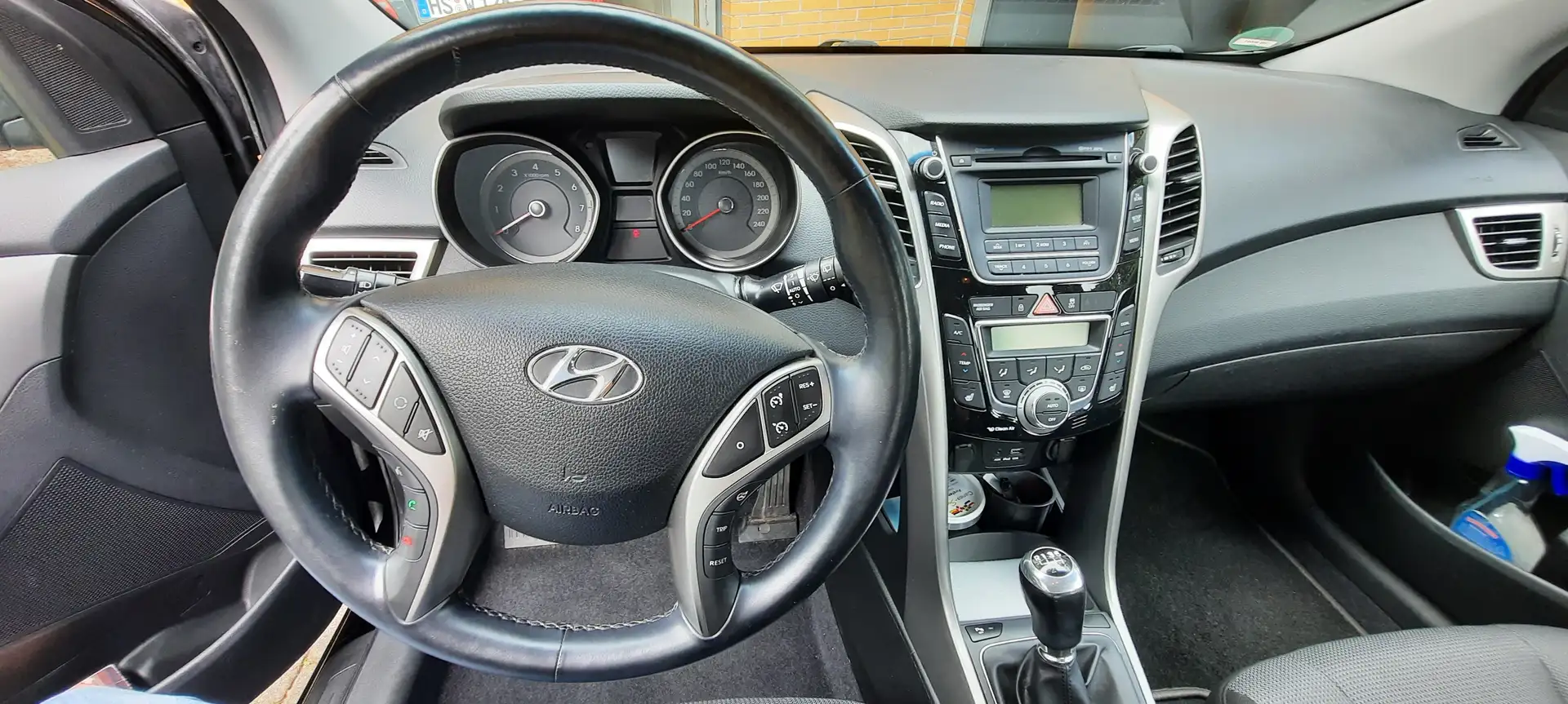 Hyundai i30 i30 blue 1.6 GDI Černá - 1