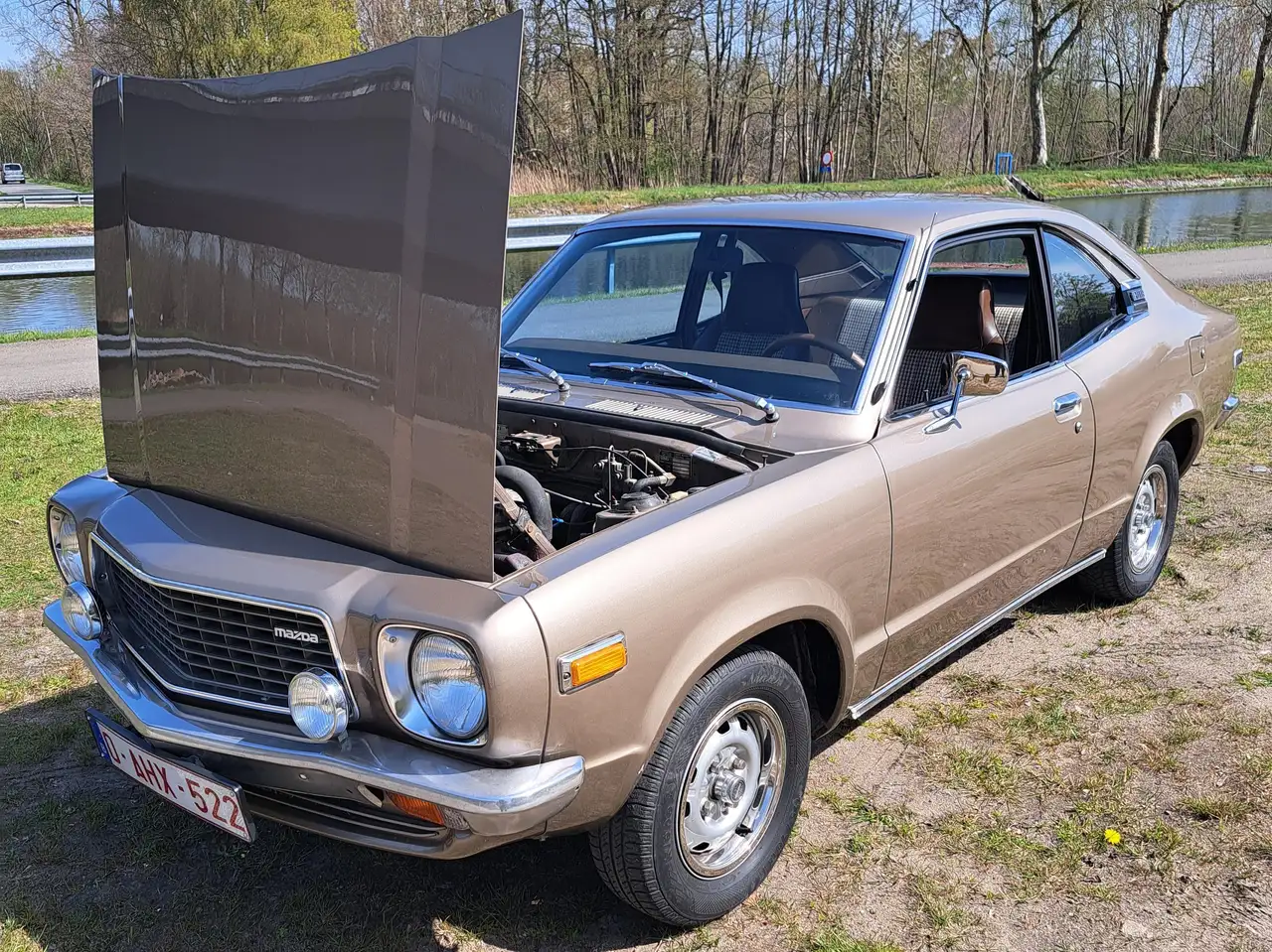 Mazda 818 coupe, foto 8