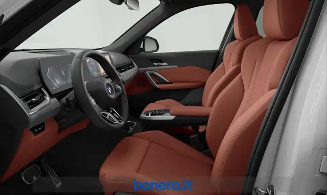 BMW X1 view 4