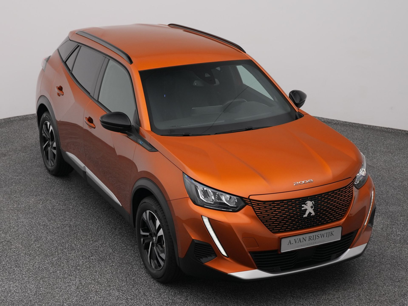 Peugeot e-2008 EV Allure 50 kWh | CAMERA | CARPLAY — photo 25