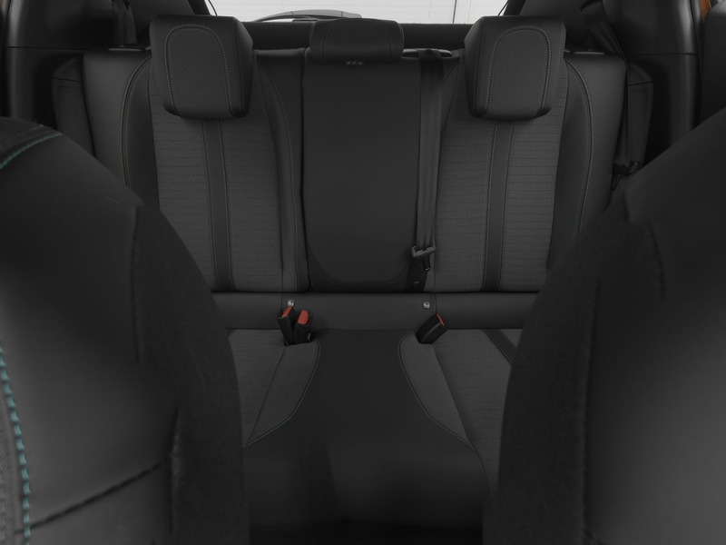 Peugeot e-2008 EV Allure 50 kWh | CAMERA | CARPLAY — photo 5