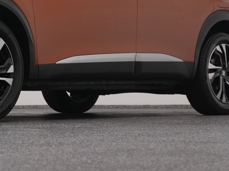 Peugeot e-2008 EV Allure 50 kWh | CAMERA | CARPLAY — photo 38