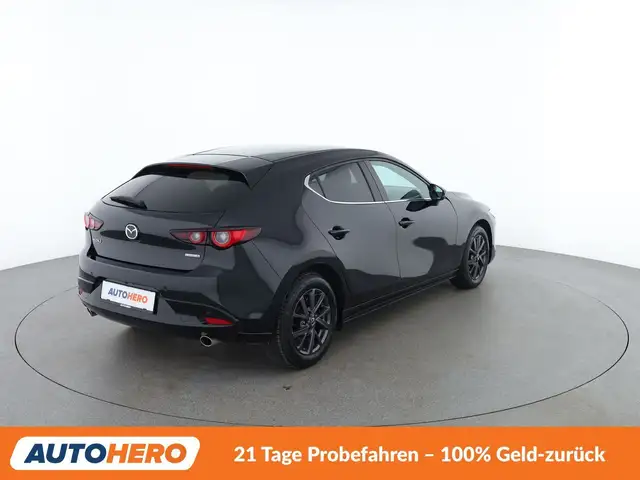Mazda Mazda3 view 6