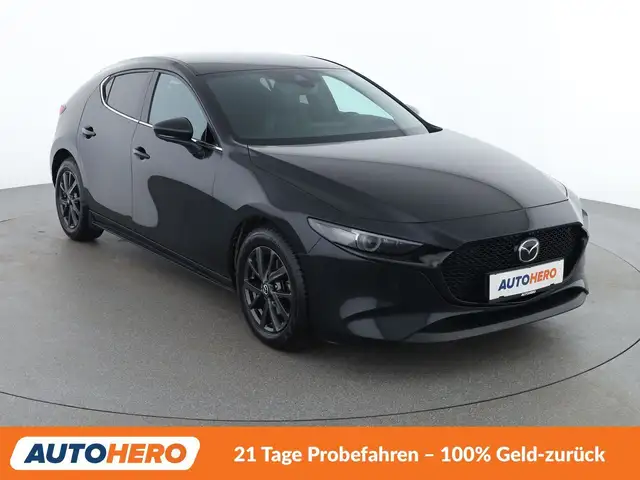 Mazda Mazda3 view 8
