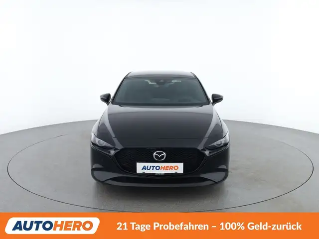 Mazda Mazda3 view 9
