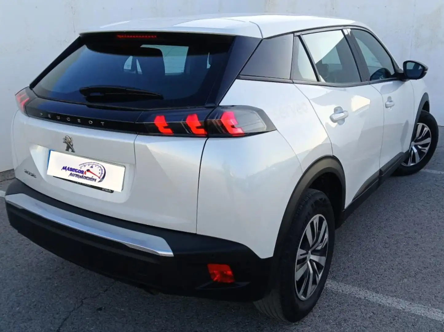 Peugeot 2008 1.2 PureTech S&S Active Pack 100 Blanco - 2