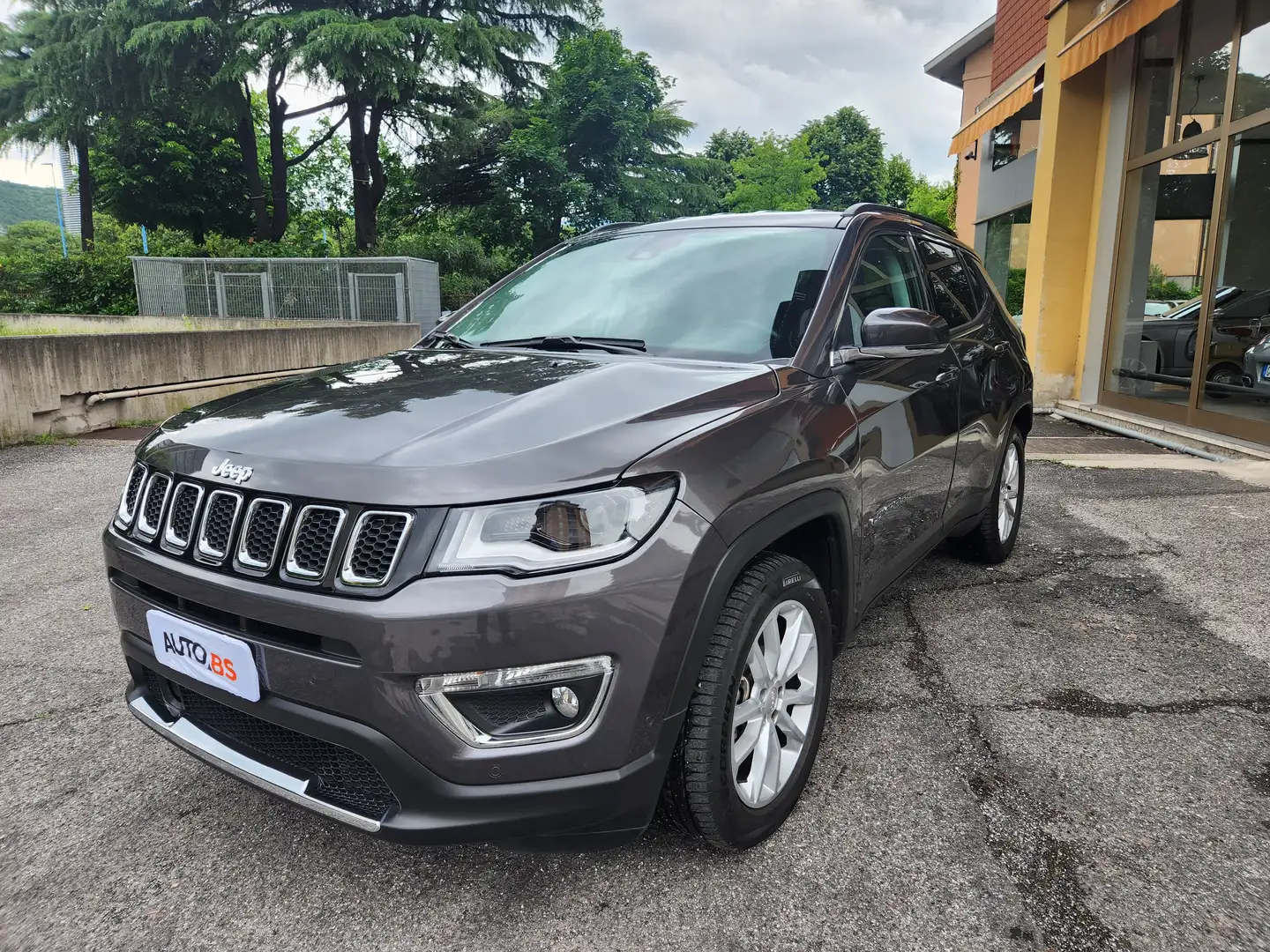Jeep Compass 1.3 turbo t4 Limited 2wd 130cv my20 Gris - 1