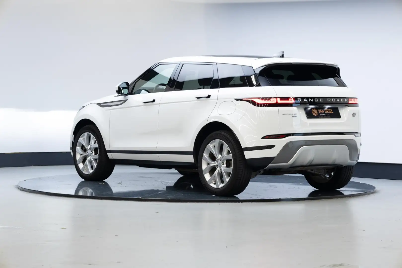 Land Rover Range Rover Evoque 1.5 P300e AWD SE | Panoramadak | Wit - 2