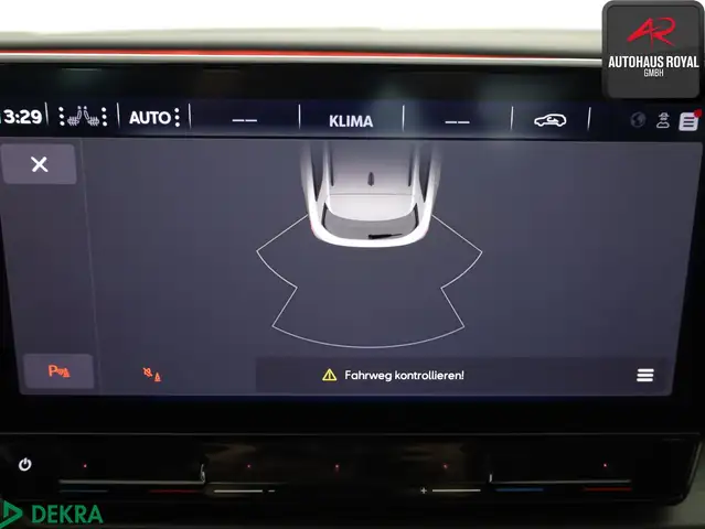 Cupra Leon view 14