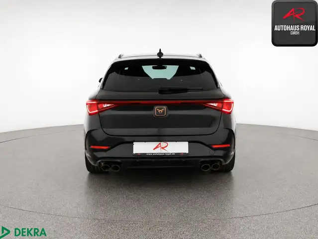 Cupra Leon view 4