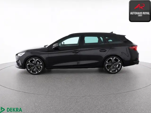 Cupra Leon view 2