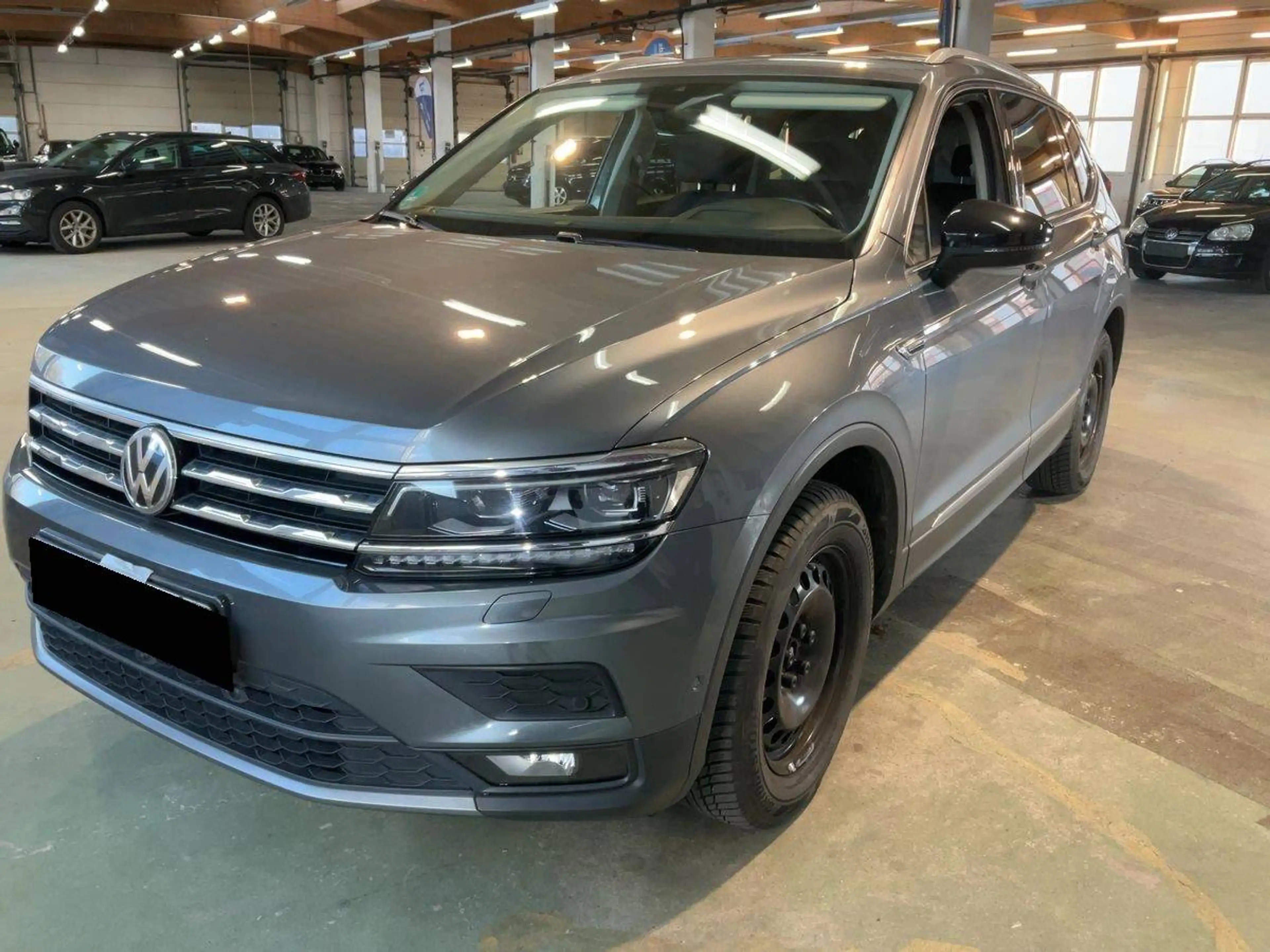 Volkswagen Tiguan Allspace IQ. DRIVE