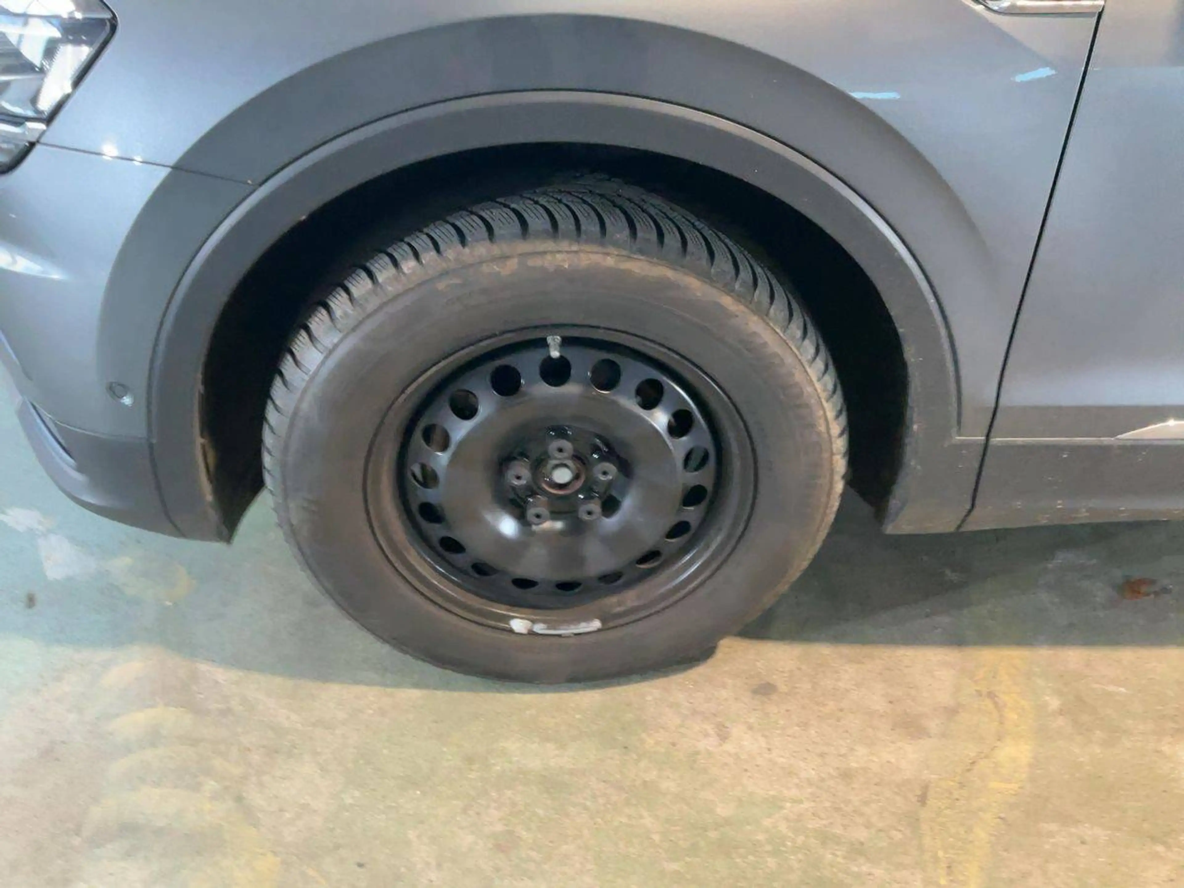 Volkswagen Tiguan Allspace IQ. DRIVE — photo 10