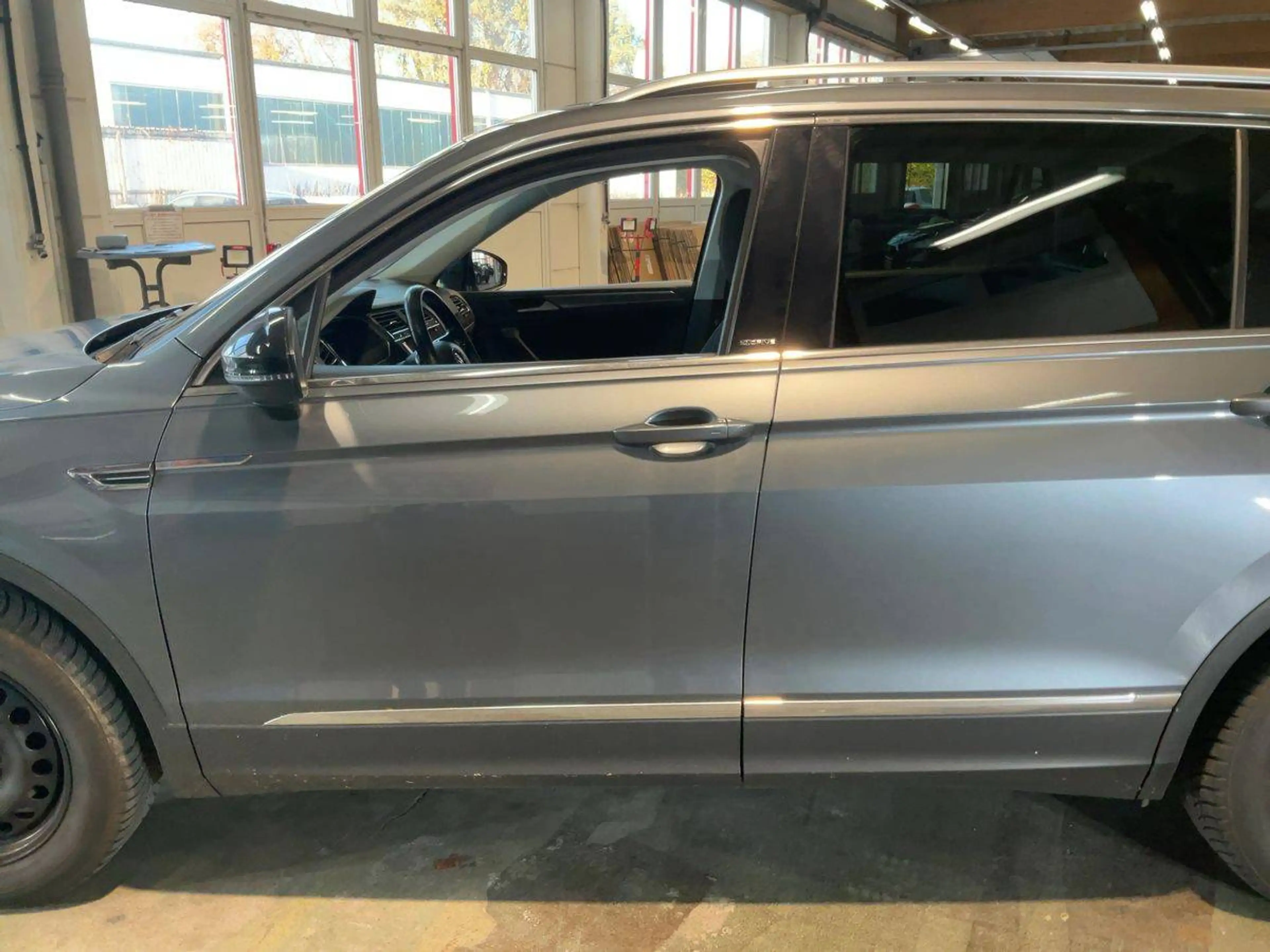 Volkswagen Tiguan Allspace IQ. DRIVE — photo 7