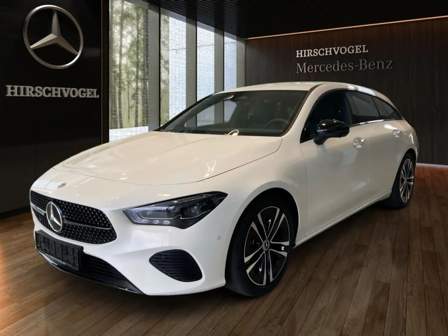 Mercedes-Benz CLA 200 SB Progressive Line+Night+AHK+DISTRONIC Weiß - 1