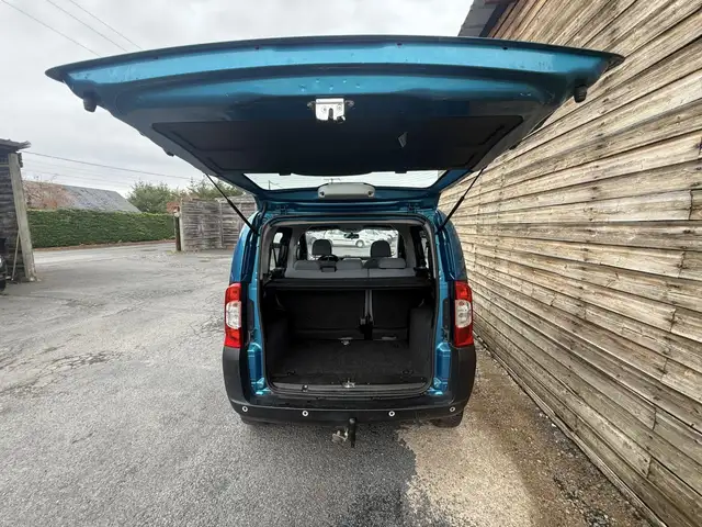 Peugeot Bipper view 5