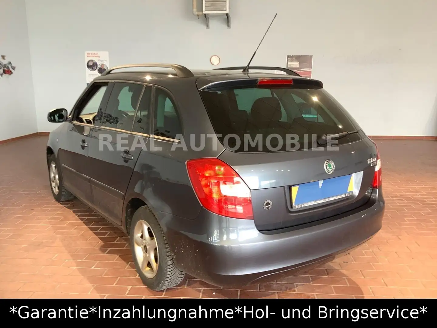 Skoda Fabia 1.6 Combi Sport *1.HAND*TÜV NEU*SCHECKHEFT Gris - 2