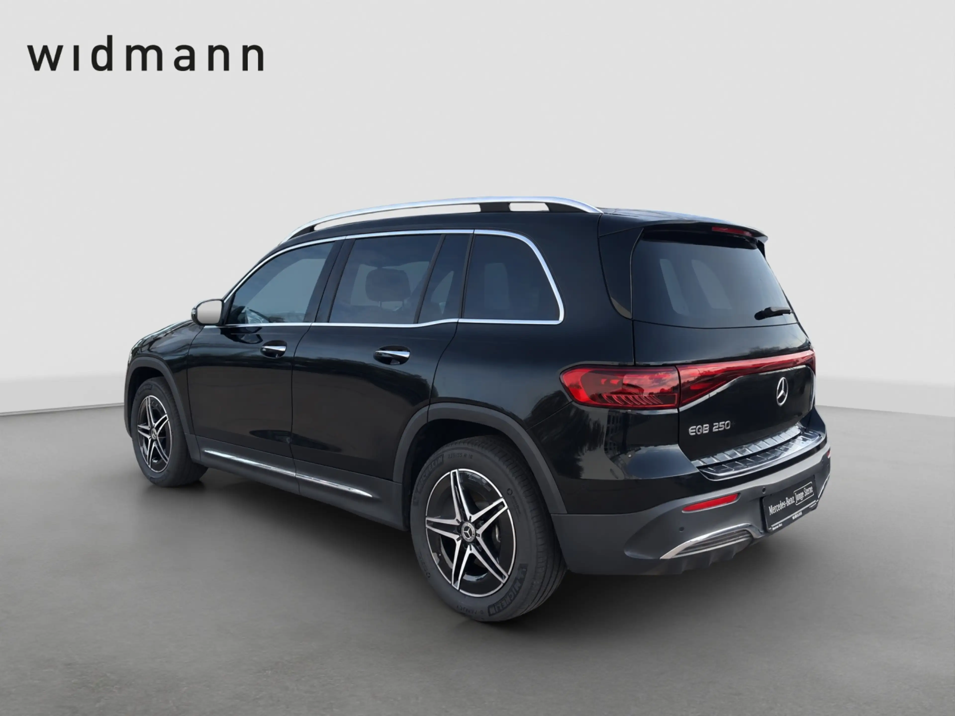Mercedes-Benz EQB 250 + AMG Advanced+*LED*AHK*Pano*PDC*360°*DAB — photo 5