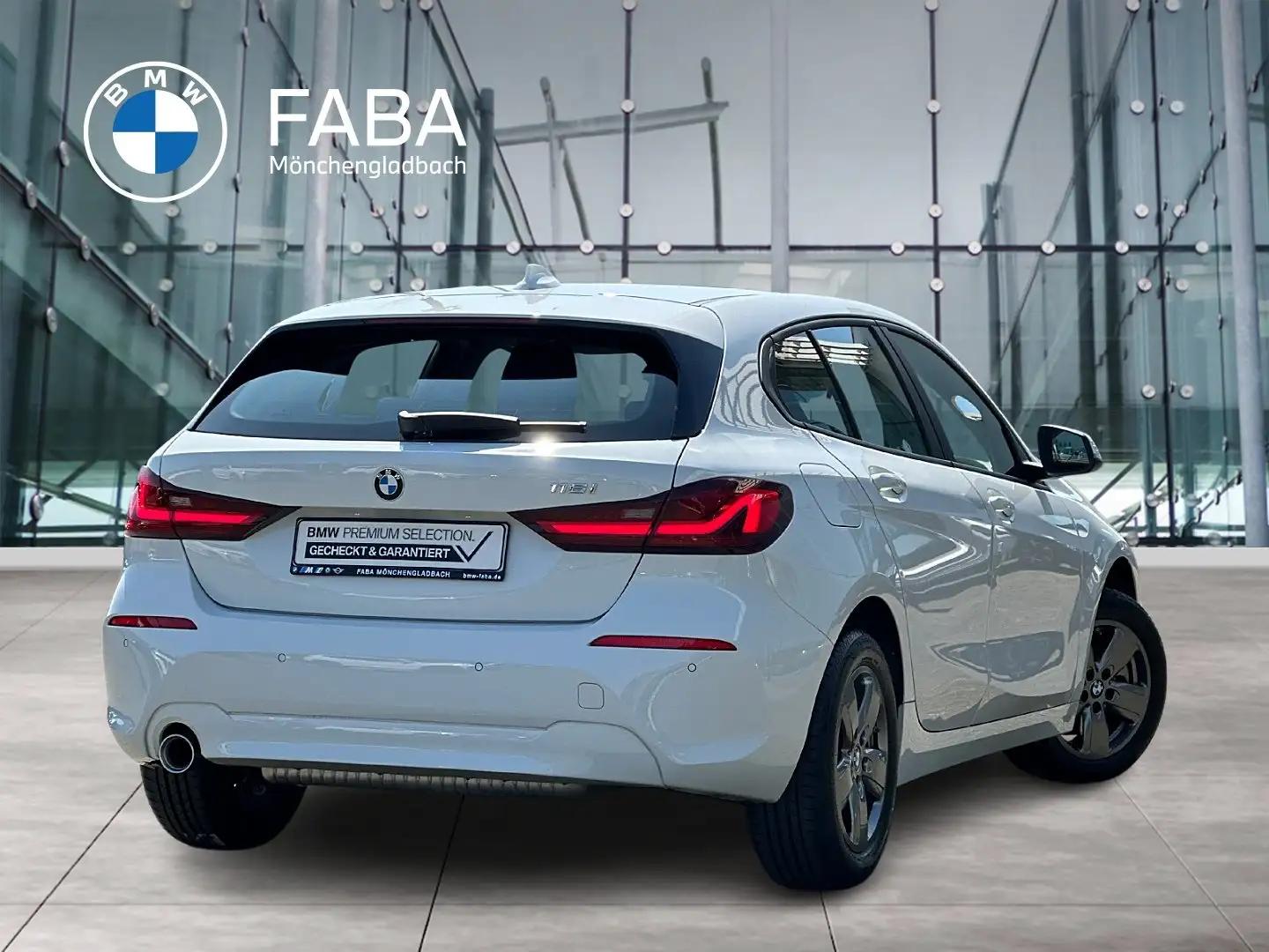 BMW 116 i Advantage DAB LED WLAN Tempomat Shz Weiß - 2