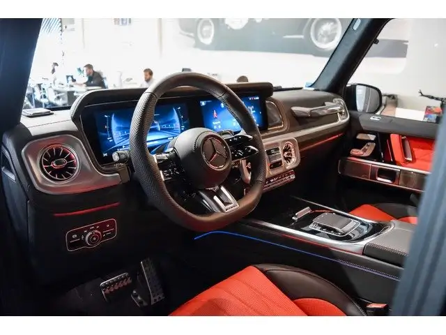 Mercedes-Benz G-Class view 3