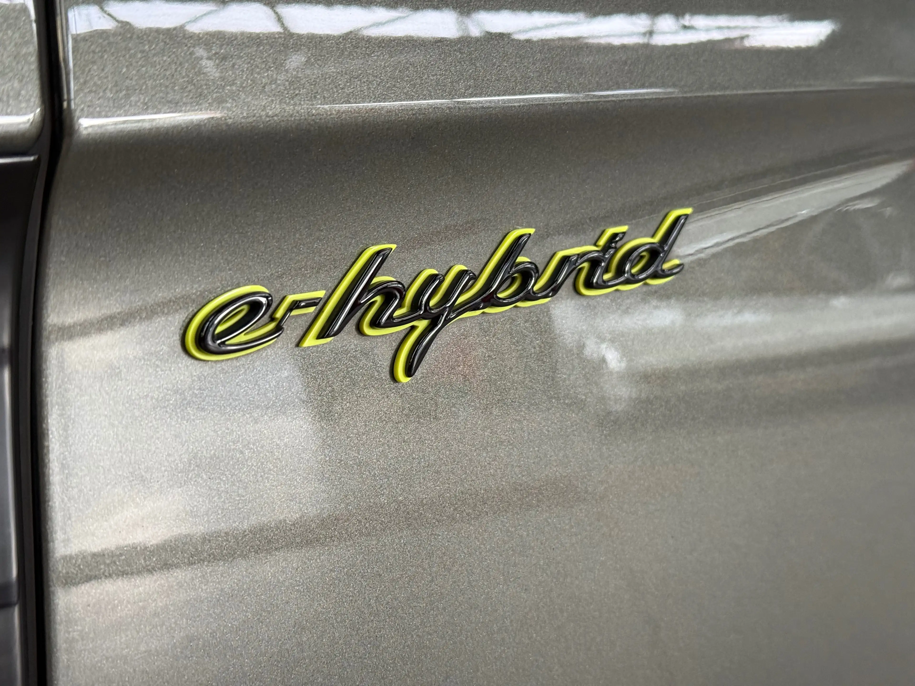 Porsche Panamera 4 e-Hybrid Sport Turismo platinum edition — photo 13