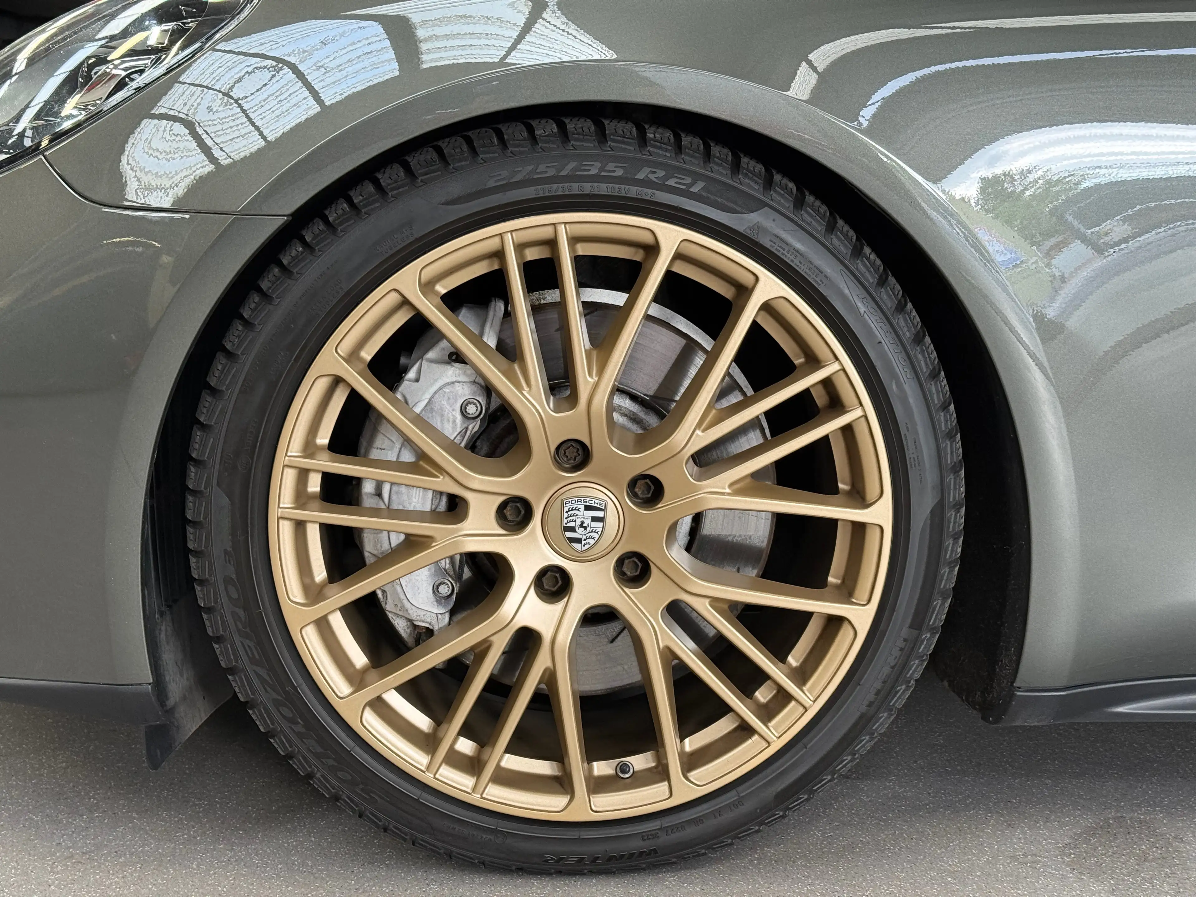 Porsche Panamera 4 e-Hybrid Sport Turismo platinum edition — photo 14