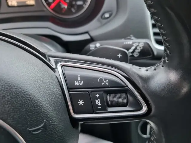 Audi Q3 view 29