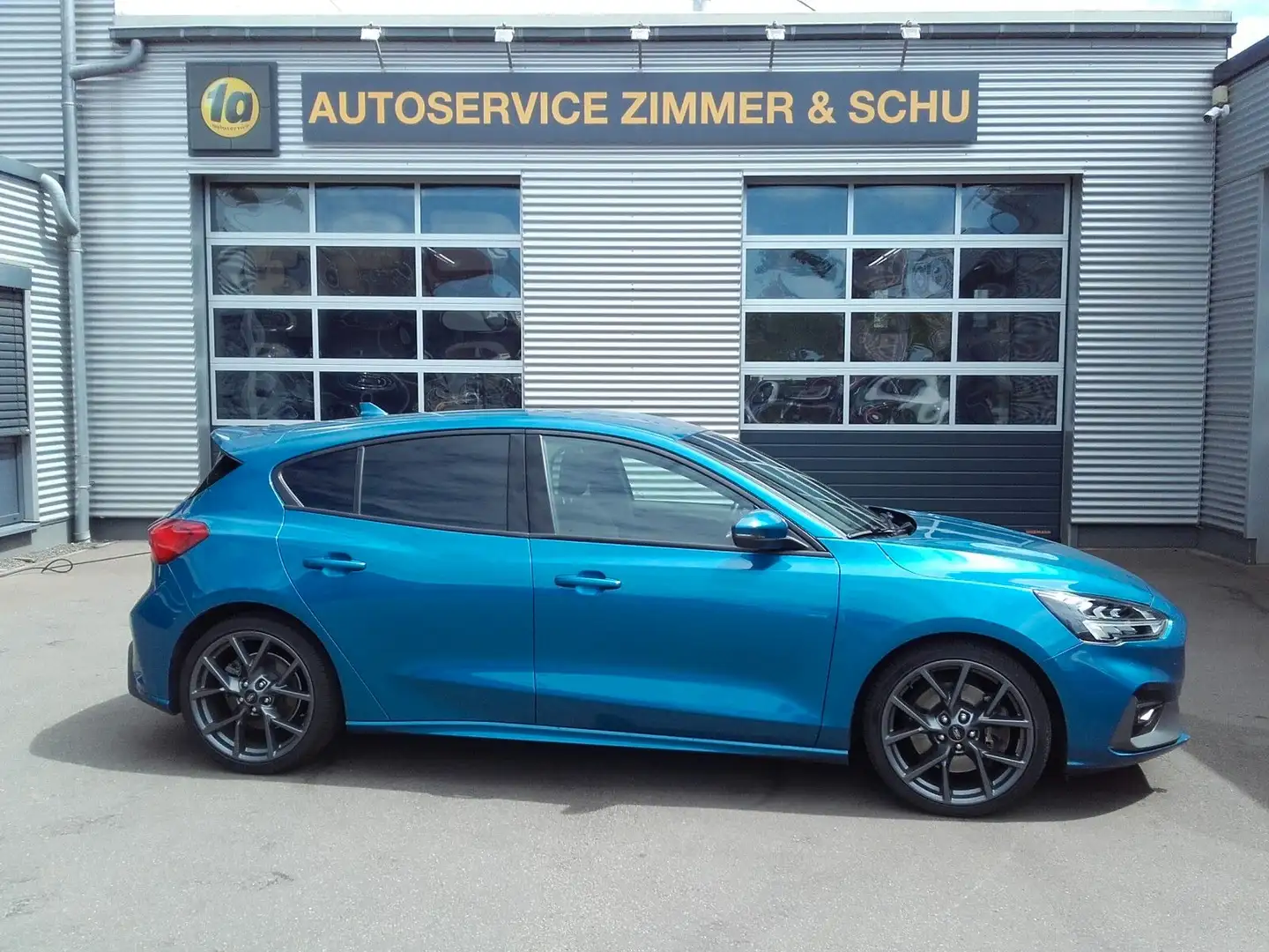 Ford Focus Lim. ST Blauw - 1