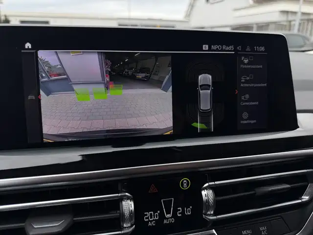 BMW X3 view 8
