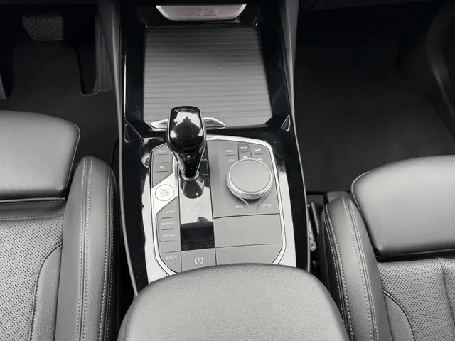 BMW X3 view 11