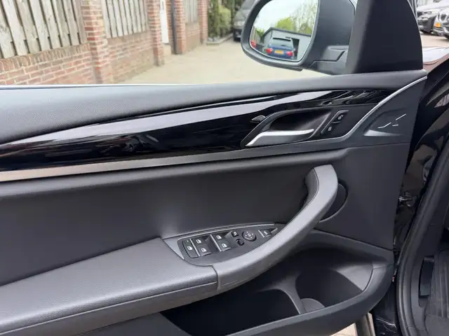 BMW X3 view 17