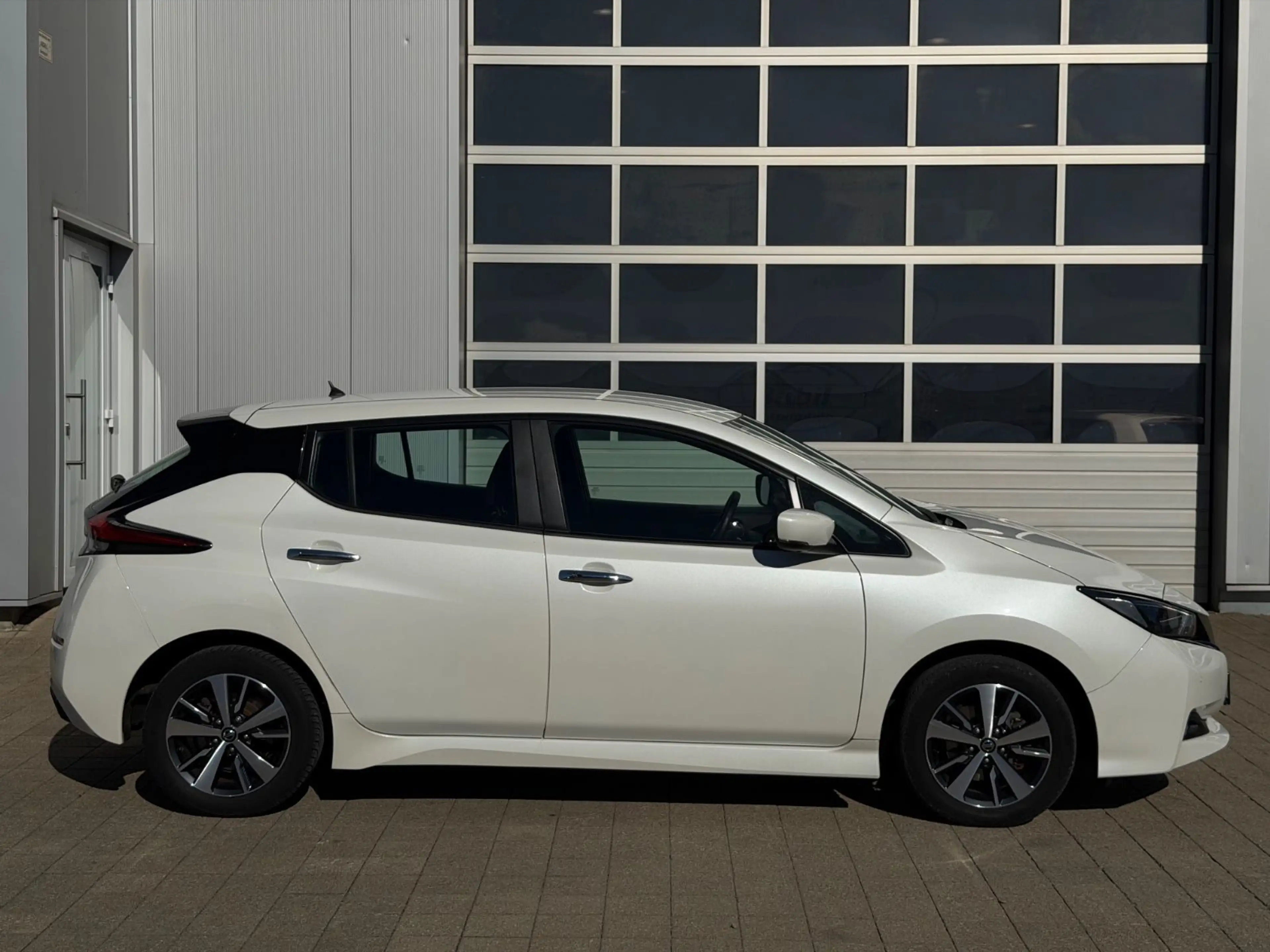 Nissan Leaf Acenta Keyless 360 Kamera Schnelllade LED — photo 5