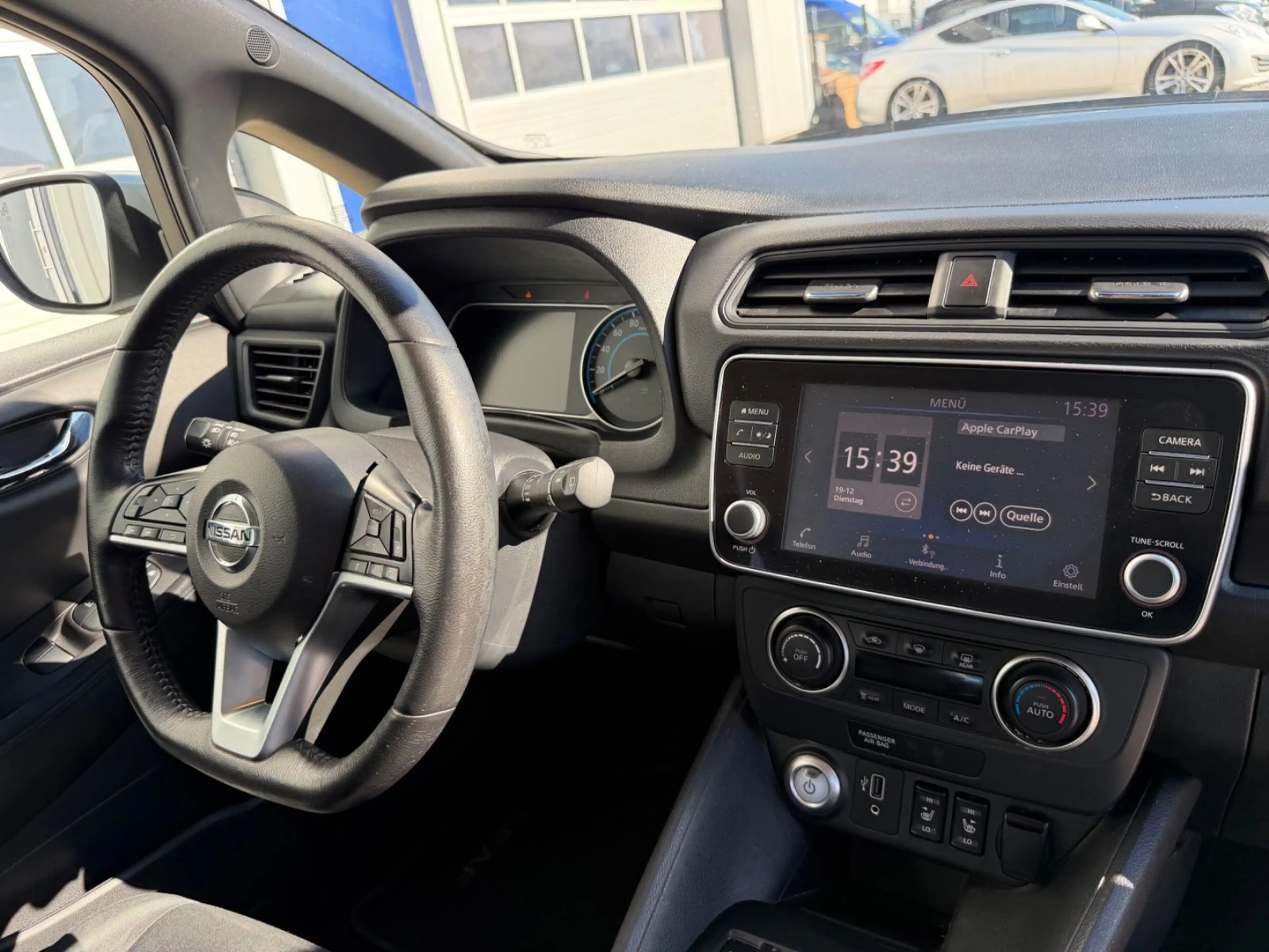 Nissan Leaf Acenta Keyless 360 Kamera Schnelllade LED — photo 13