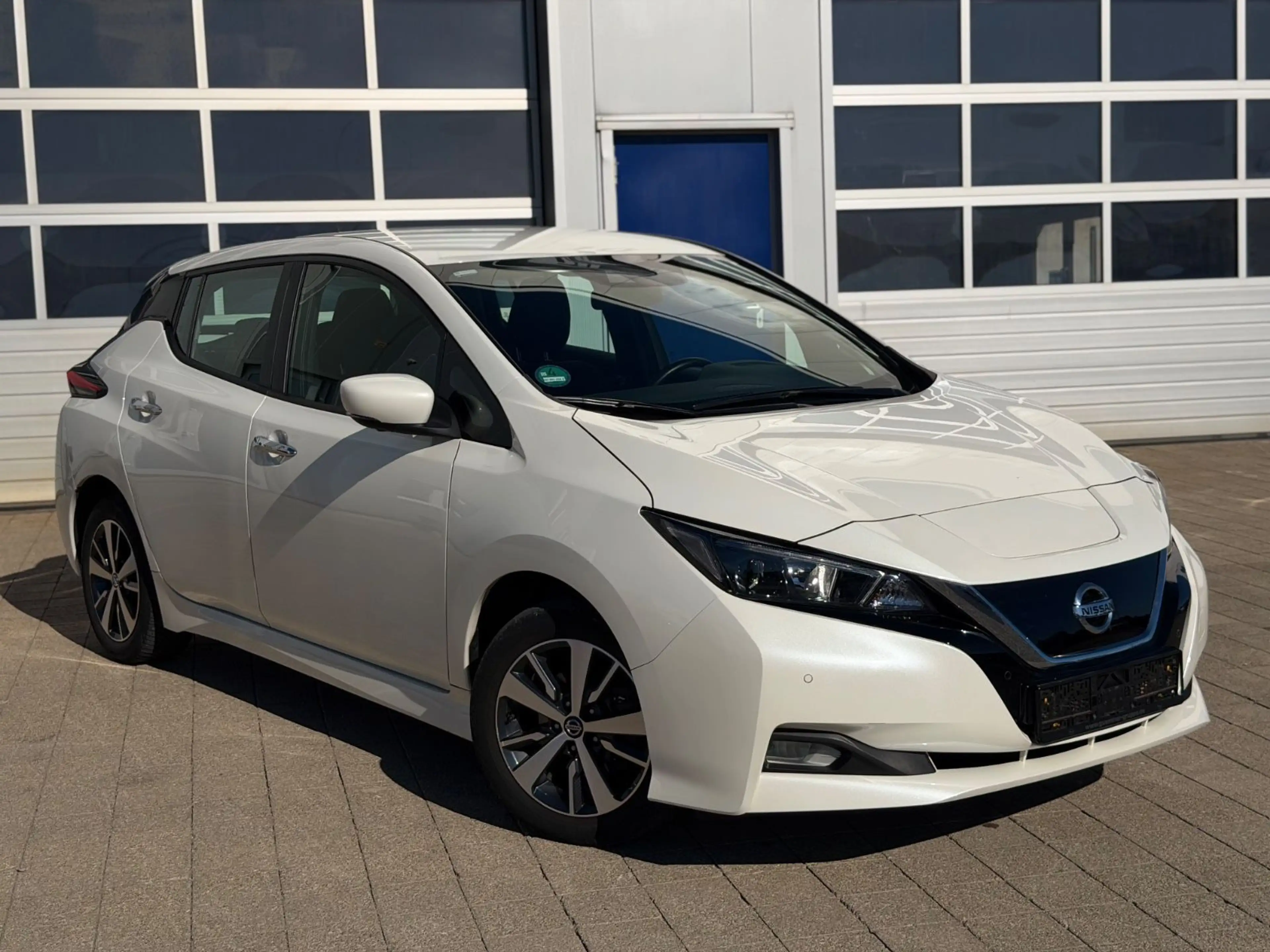 Nissan Leaf Acenta Keyless 360 Kamera Schnelllade LED — photo 3