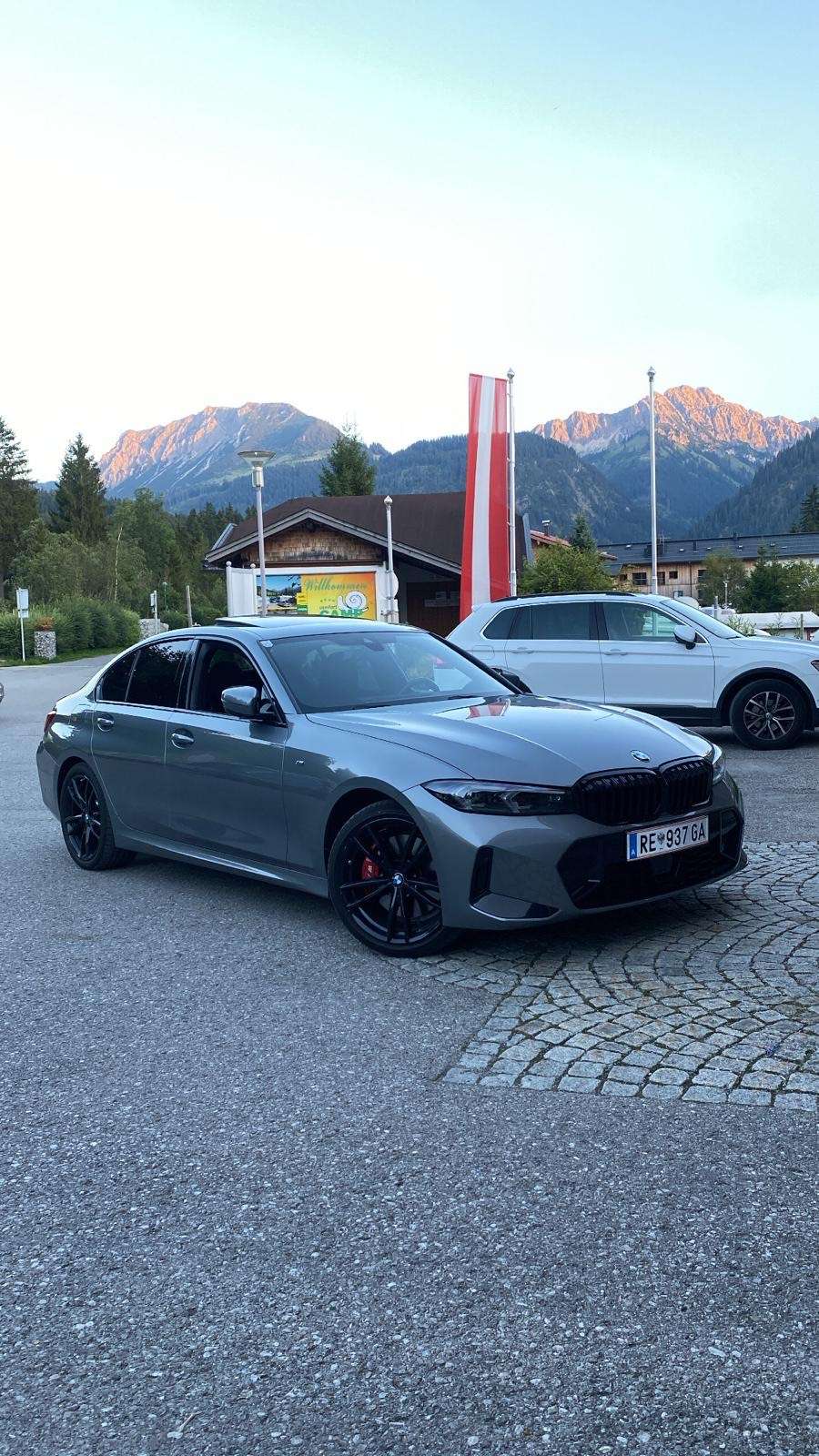 2022 BMW 320