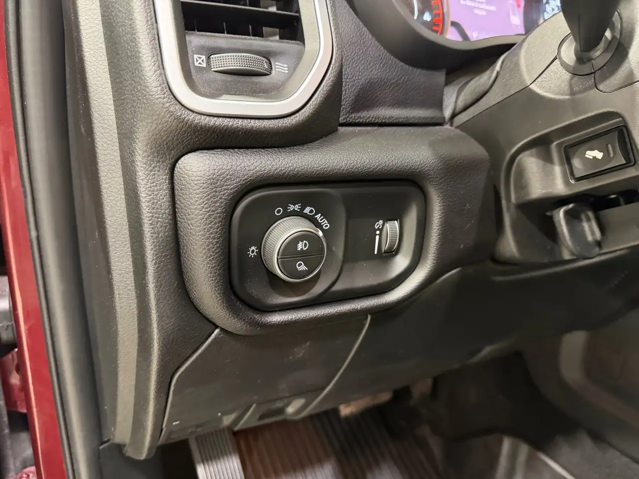 RAM 3500 снимка RAM 3500