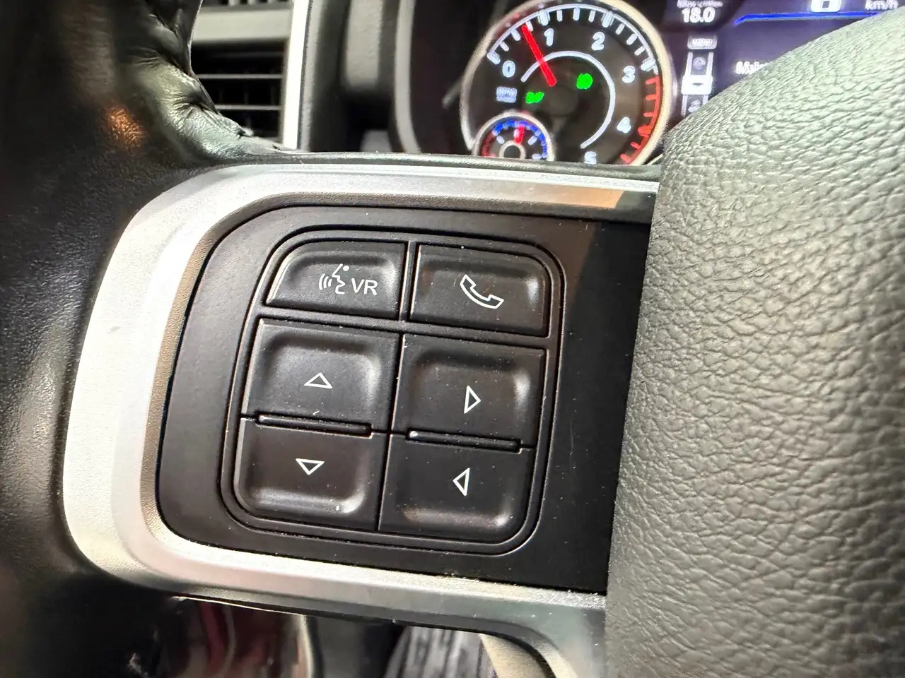 RAM 3500 снимка RAM 3500