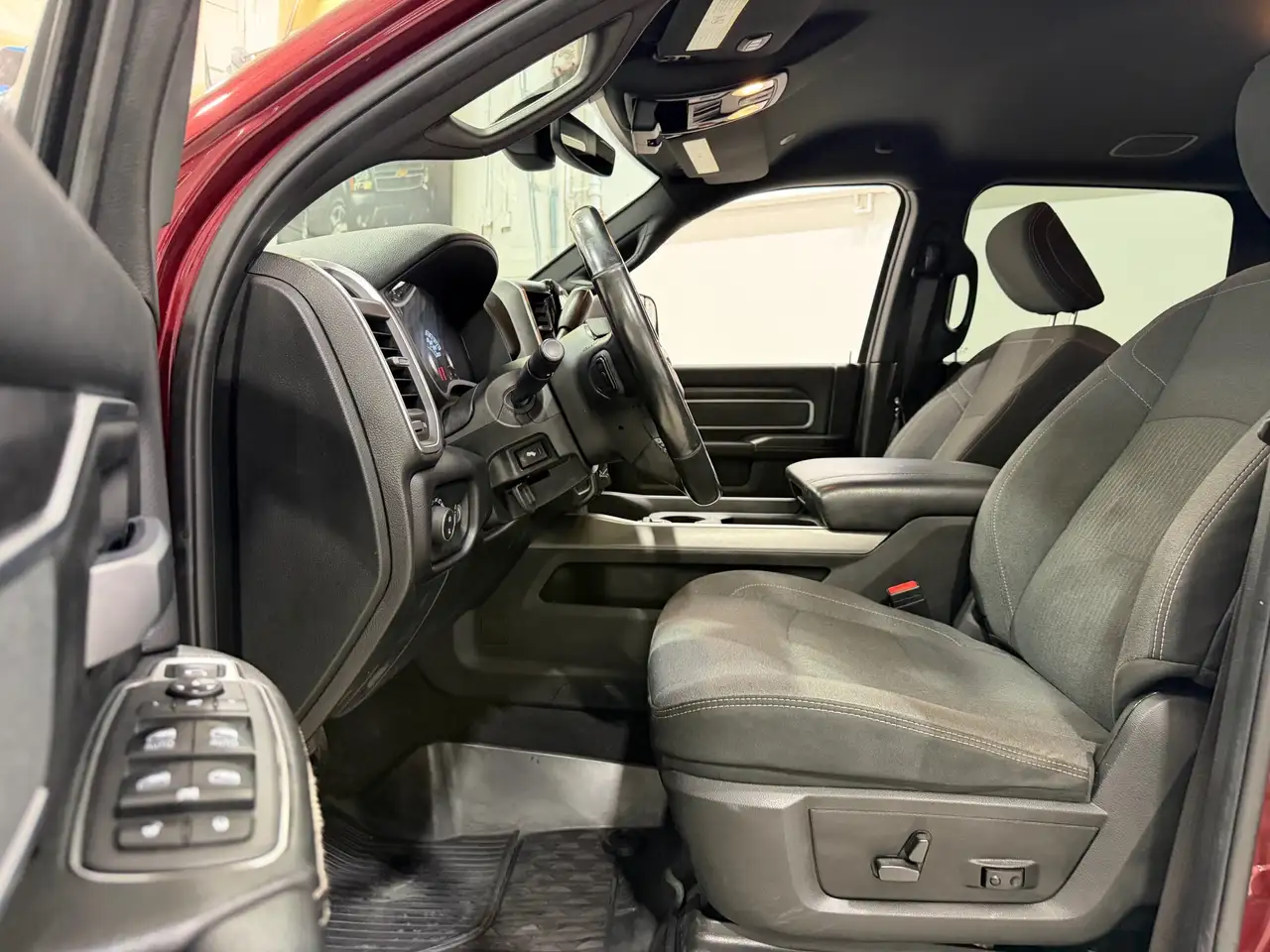 RAM 3500 снимка RAM 3500