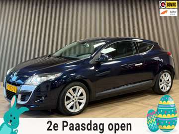 Coupé 2.0 Privilège AUT. NAVI PARKEERSENSOREN VOOR