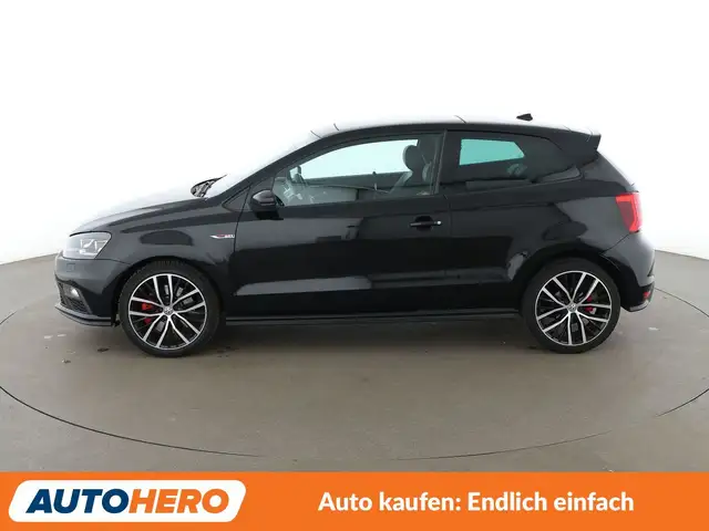 Volkswagen Polo view 3