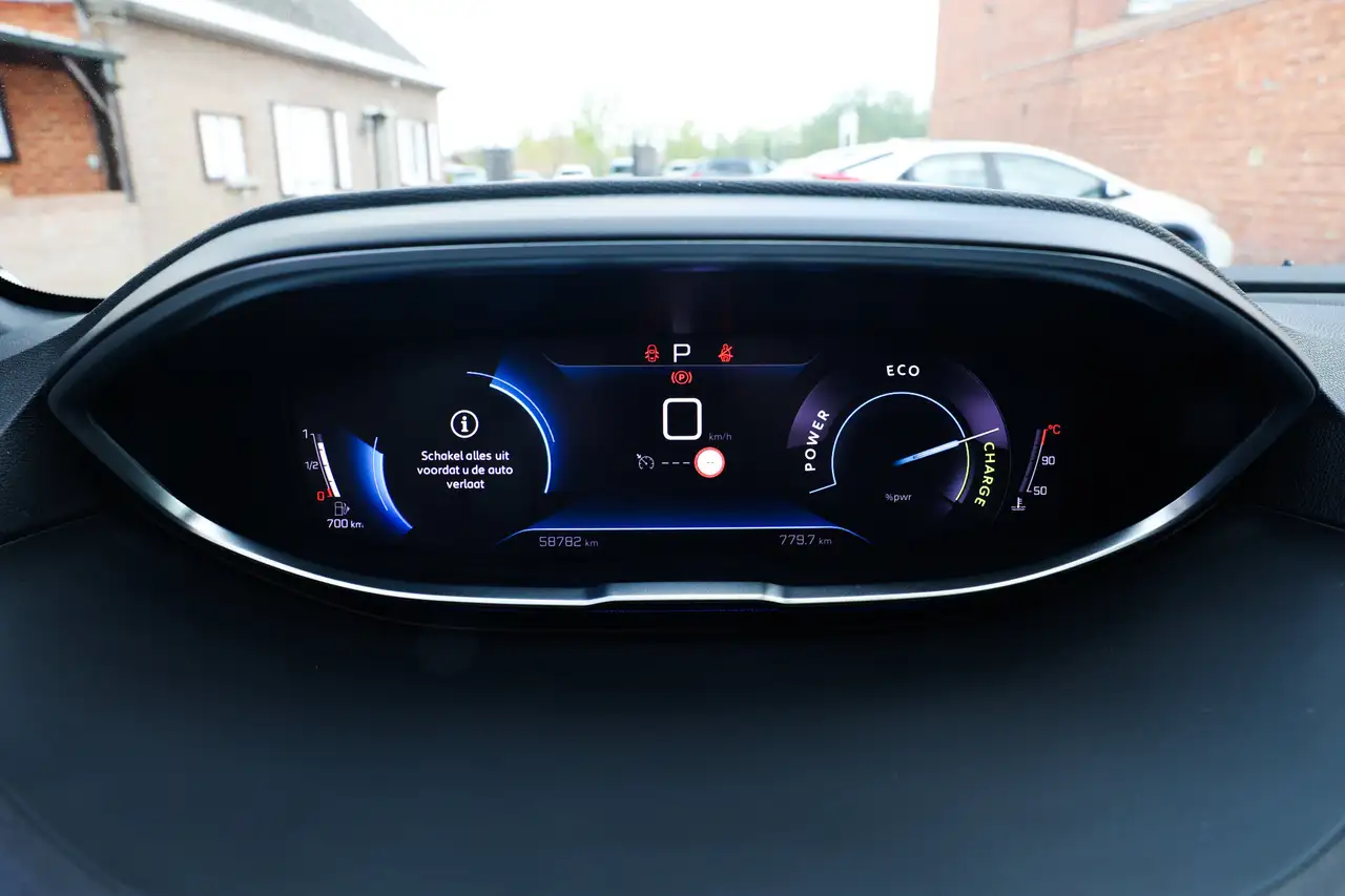 Peugeot 3008 BENZINE-HYBRID*AUTOMAAT*ACHTERUITRIJCAMERA*NAVIGATIE*ZETELVERWARMING* 12