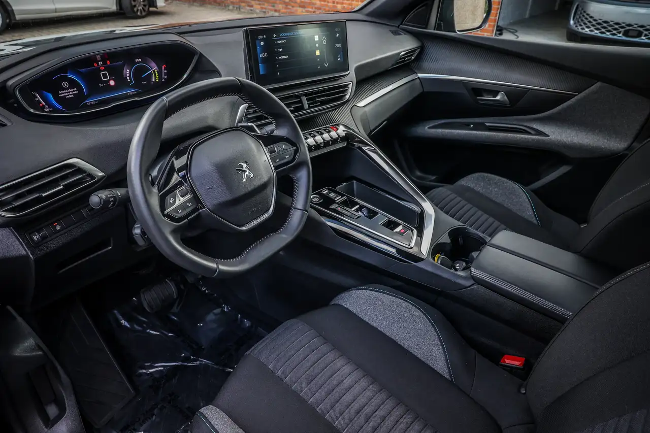 Peugeot 3008 BENZINE-HYBRID*AUTOMAAT*ACHTERUITRIJCAMERA*NAVIGATIE*ZETELVERWARMING* 9