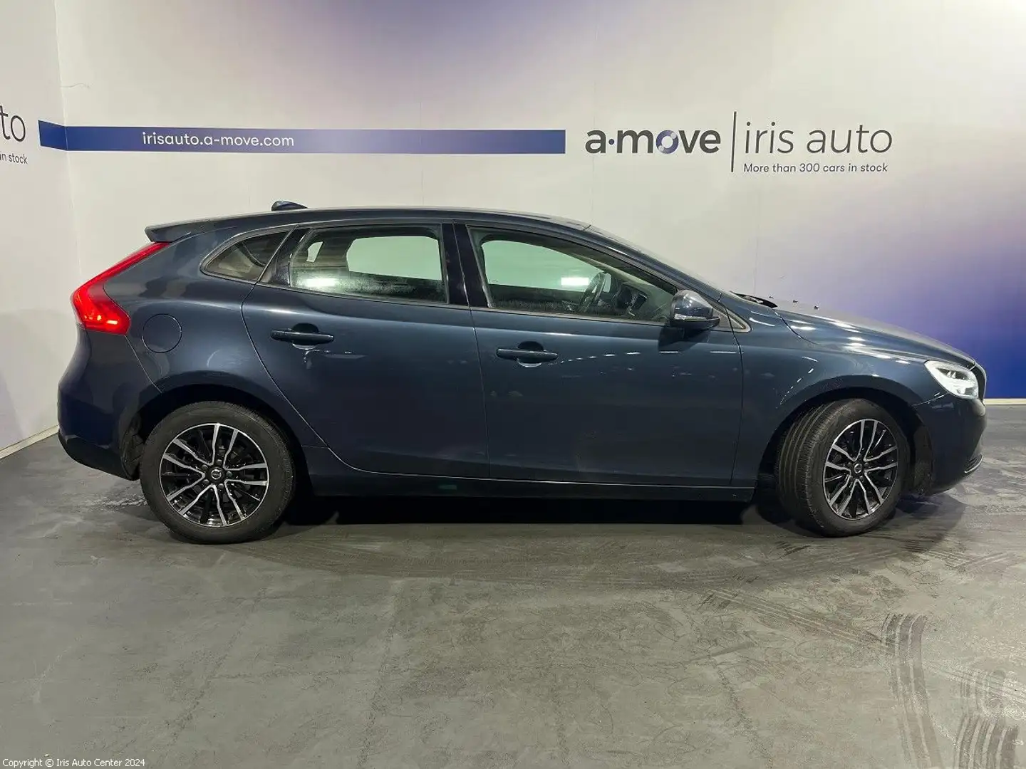 Volvo V40 T2 BLACK LINE | NAVI | CRUISE | LED Bleu - 2