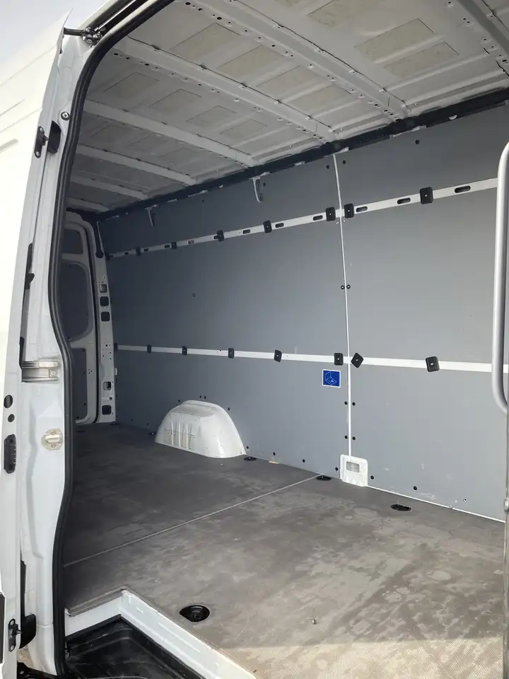Mercedes-Benz Sprinter снимка Mercedes-Benz Sprinter