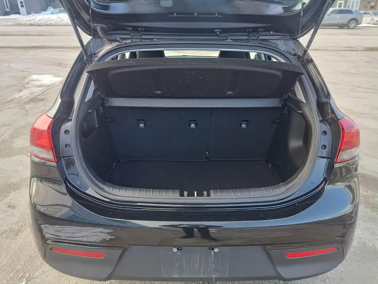 Kia Rio снимка Kia Rio